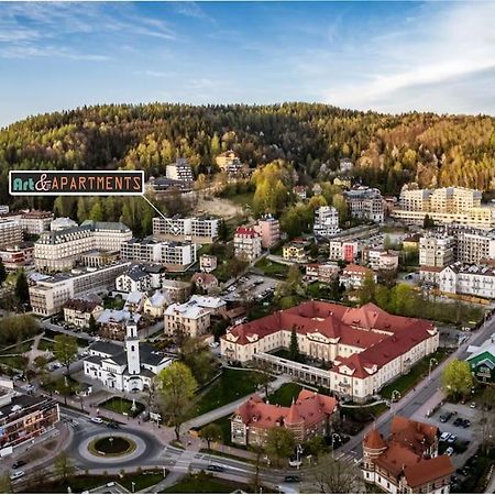 Art & Sunski Studio Z Garazem Podziemnym Krynica-Zdrój Exterior foto